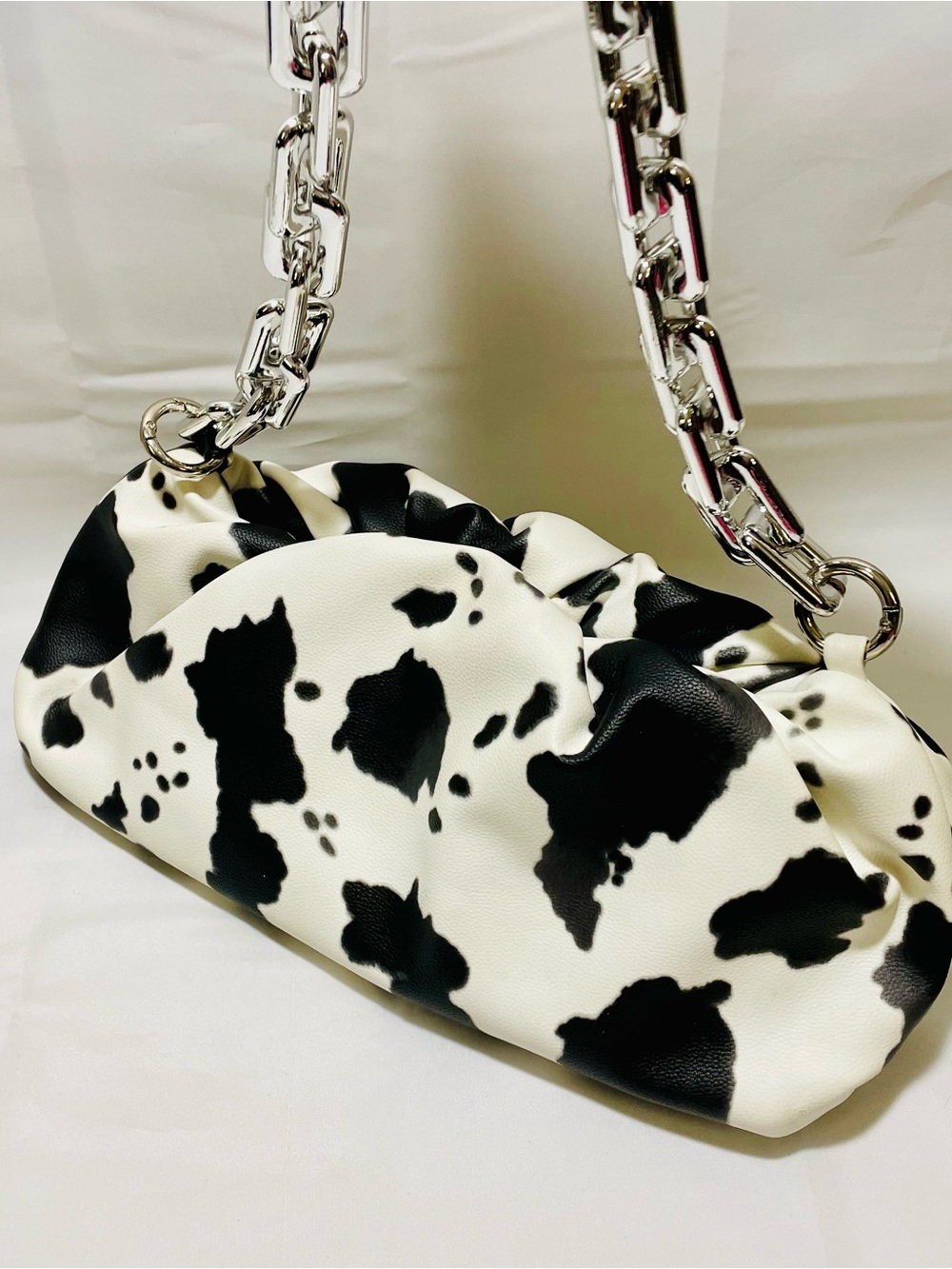 Bam Forever Boutique “Holy Moo-ly” Cow Bag & Coordinating Wristlet/Card Holder - Picture 6 of 16